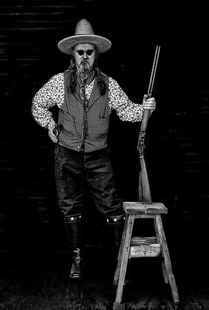Vaquero with Rifle