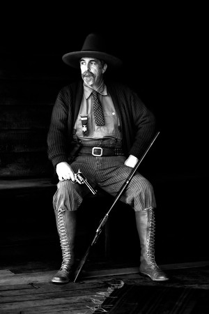 Vaquero with Rifle and Pistol