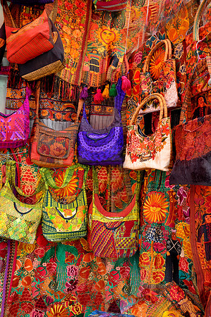 0025 Purses